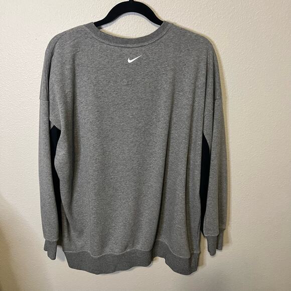 Nike Gray and Black Crewneck Sweatshirt Size Large - Picture 5 of 6